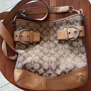 vintage Coach crossbody bag